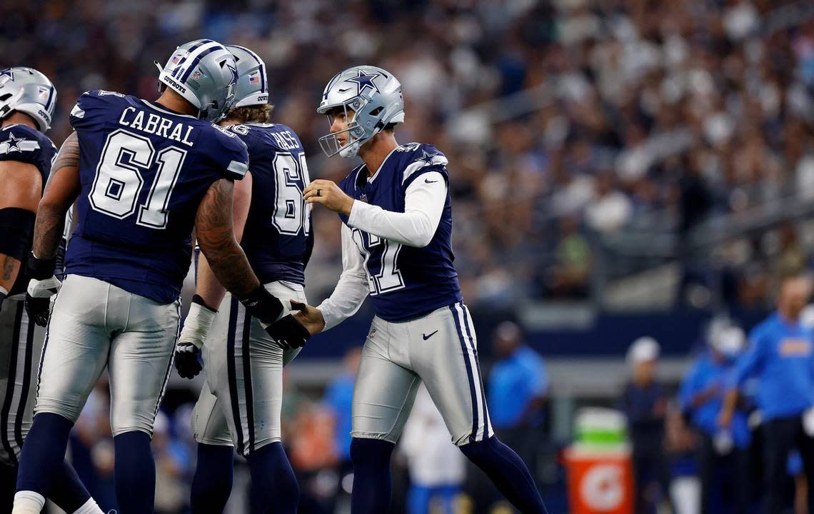 Why don’t Dallas Cowboys fans want the team to wear blue jerseys in the season opener?​Why don’t Dallas Cowboys fans want the team to wear blue jerseys in the season opener? 