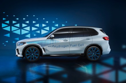 Battery EVs vs fuel-cell EVs: Could hydrogen power your next car?​Battery EVs vs fuel-cell EVs: Could hydrogen power your next car? 